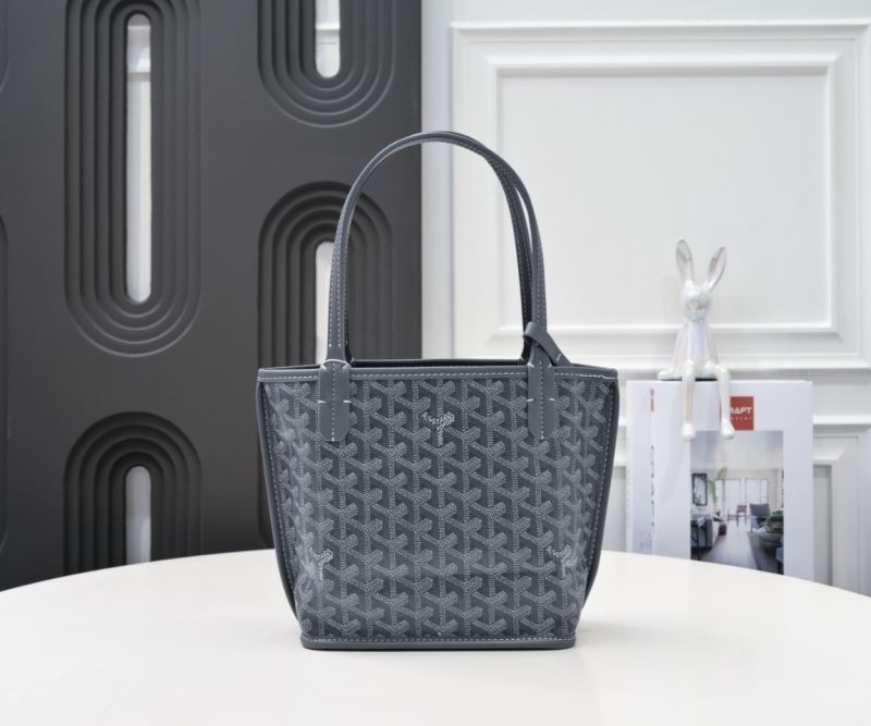 Goyard Shopping Bags